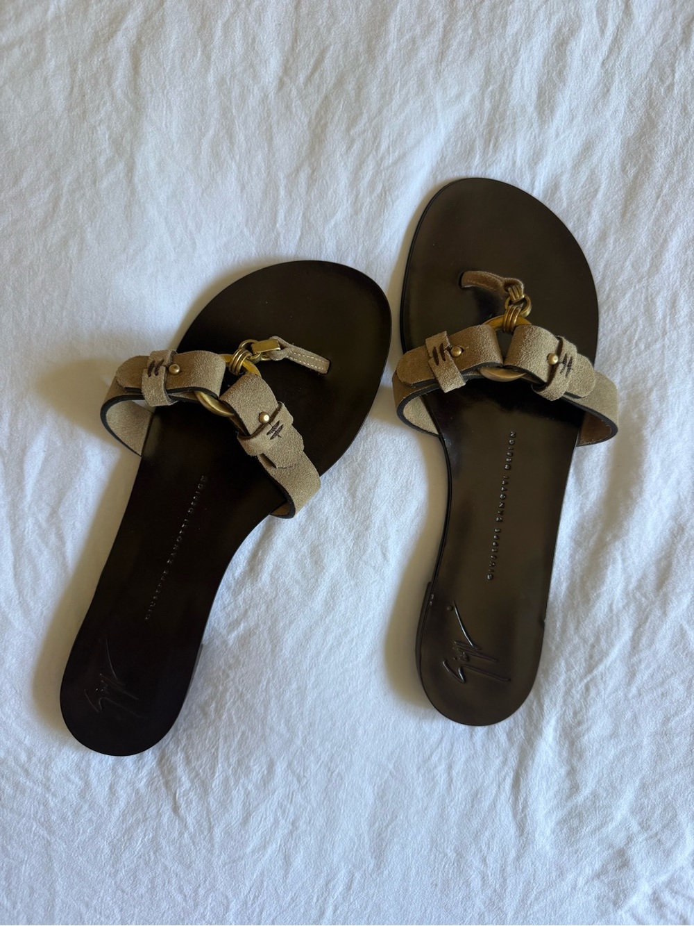 Giuseppe Zanotti Vintage Taupe/Brown Suede Thong Slide Sandals Flats